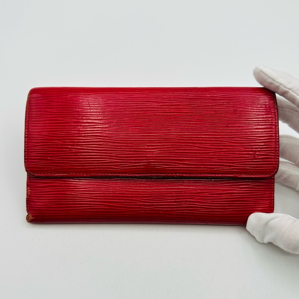 Louis Vuitton Long Epi Red Wallet